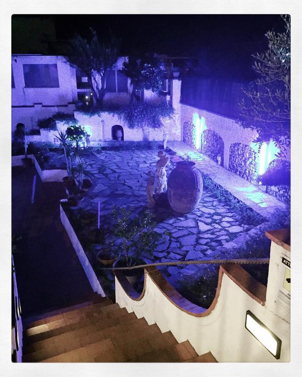Mediterraneo Bed & Breakfast อนากาปรี ภายนอก รูปภาพ