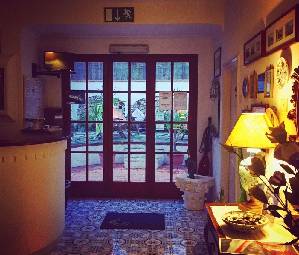 Mediterraneo Bed & Breakfast อนากาปรี ภายนอก รูปภาพ