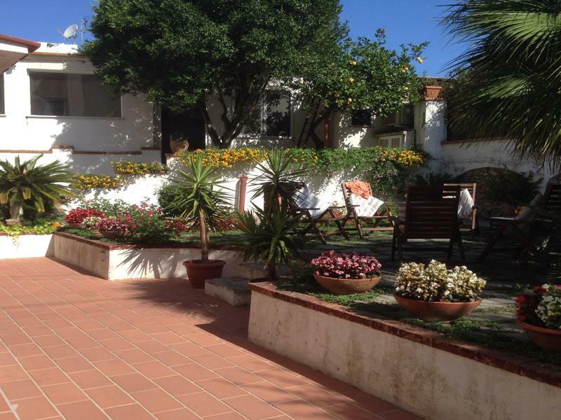 Mediterraneo Bed & Breakfast อนากาปรี ภายนอก รูปภาพ